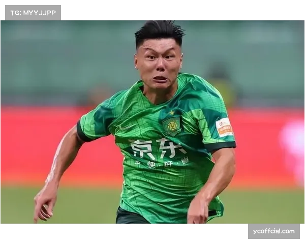 北京国安官方宣布：球队队长在训练中肌肉不适，将伤缺两周